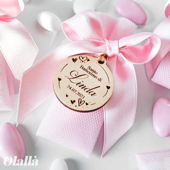 Sacchettino Portaconfetti in Tulle con Tag in Legno Personalizzata Tonda con Cuoricini