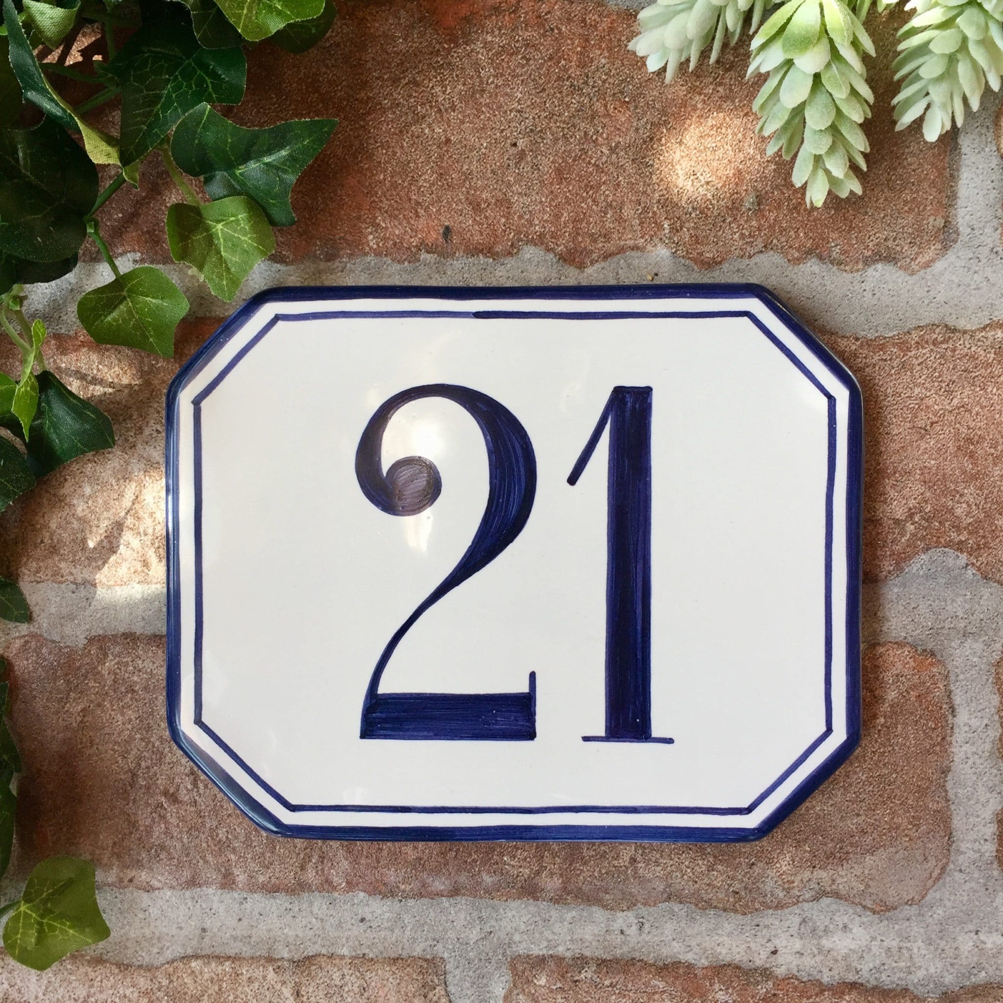 numero-civico-ottagonale-dipinto-mano-ceramica