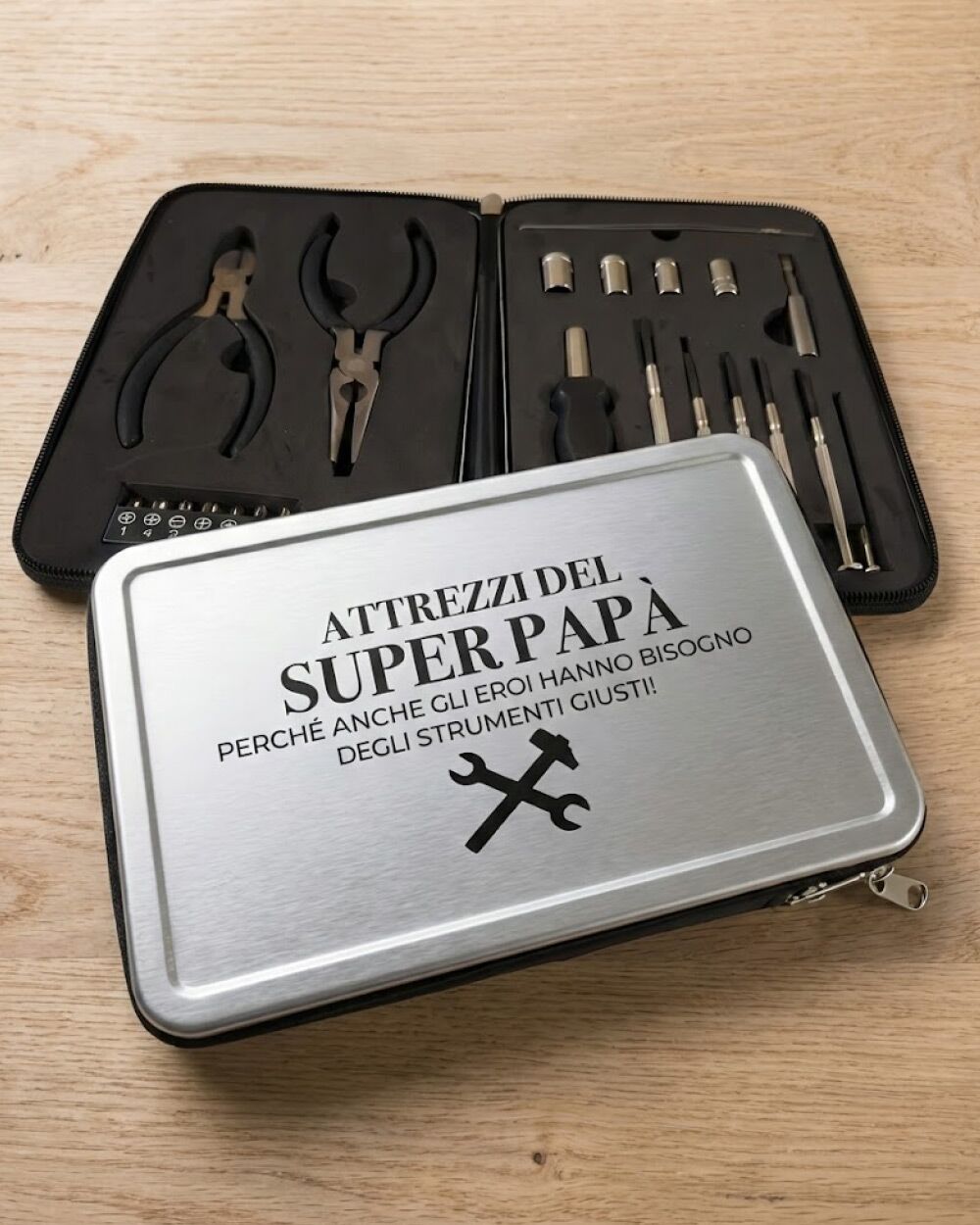 kit-attrezzi-personalizzato-regalo-festa-papa-compleanno