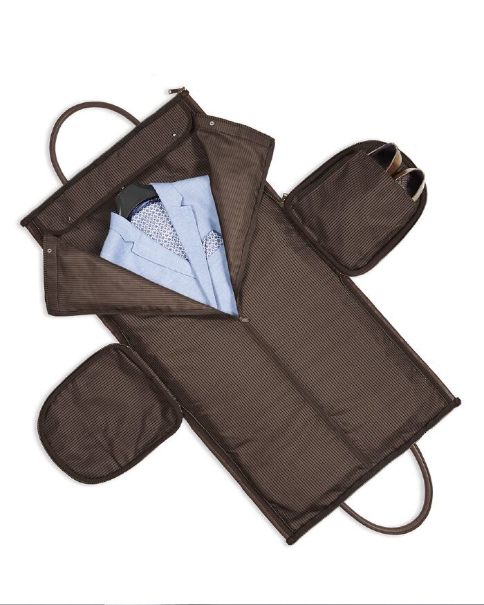 Borsone da Viaggio Porta Abito in Ecopelle Marrone Personalizzato con Iniziali e Tracolla - Idea Regalo per Chi Viaggia Spesso, Regalo per la Laurea, Regalo per Lui - immagine 8