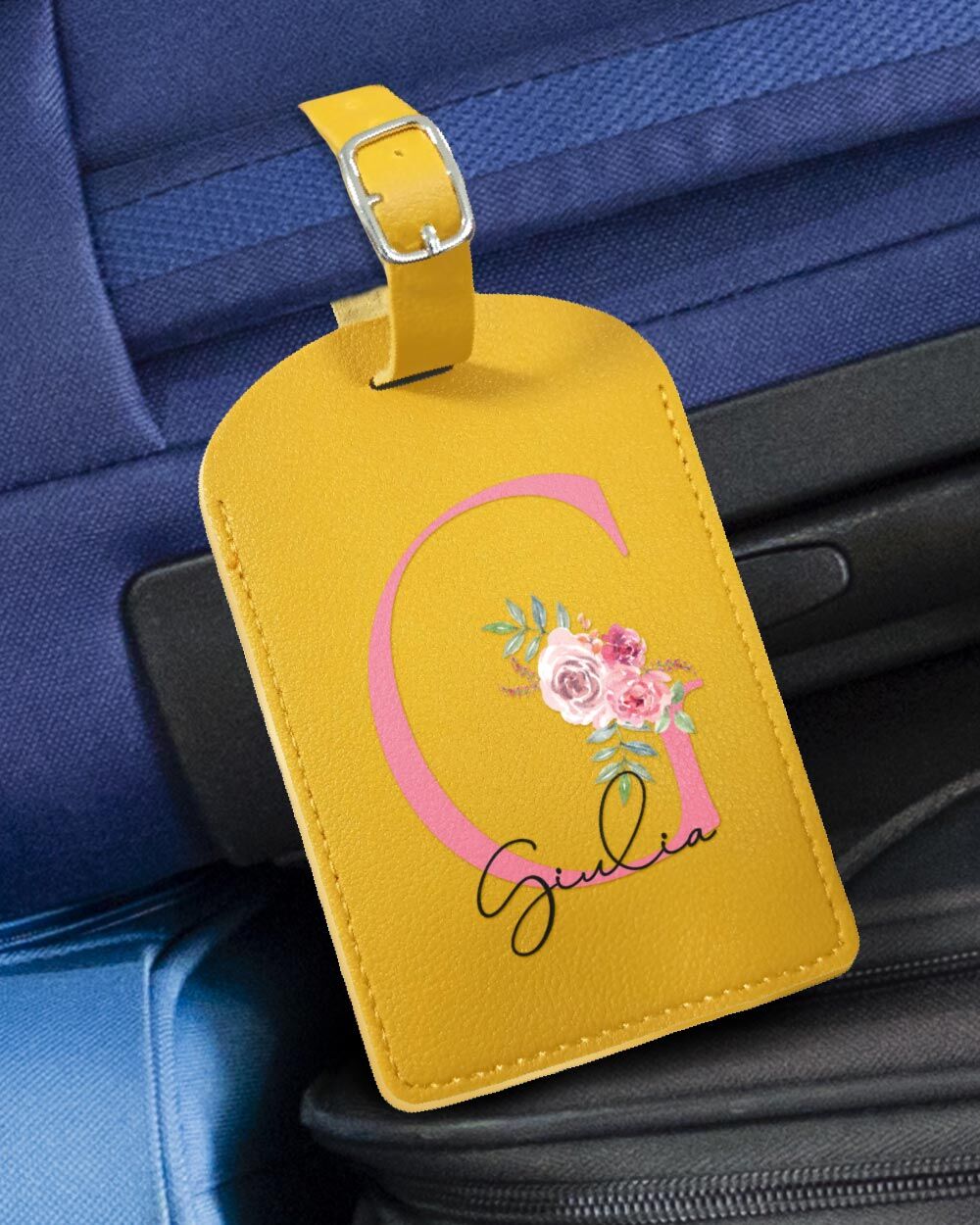 Etichetta Tag per Valigia Personalizzata con Iniziale, Nome e Fiori - Idea Regalo per Viaggio, per Lei - immagine 3