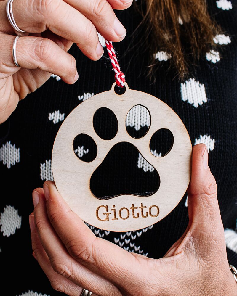 pallina-legno-albero-natale-zampa-animale