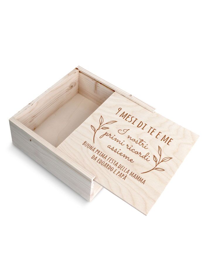 scatola-primi-ricordi-personalizzata-regalo-festa-mamma