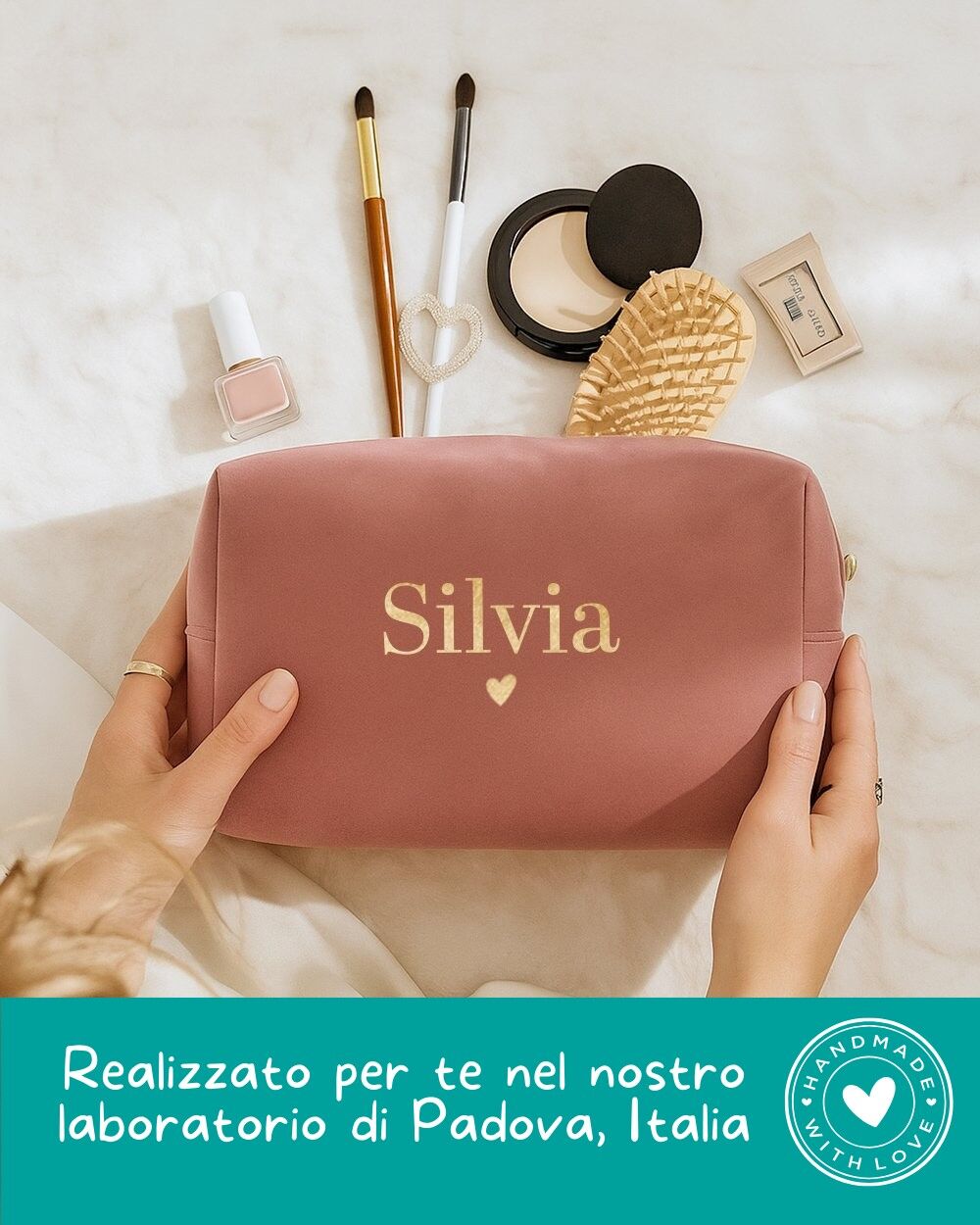 beauty-case-personalizzato-con-nome-in velluto-idea-regalo-amica-1