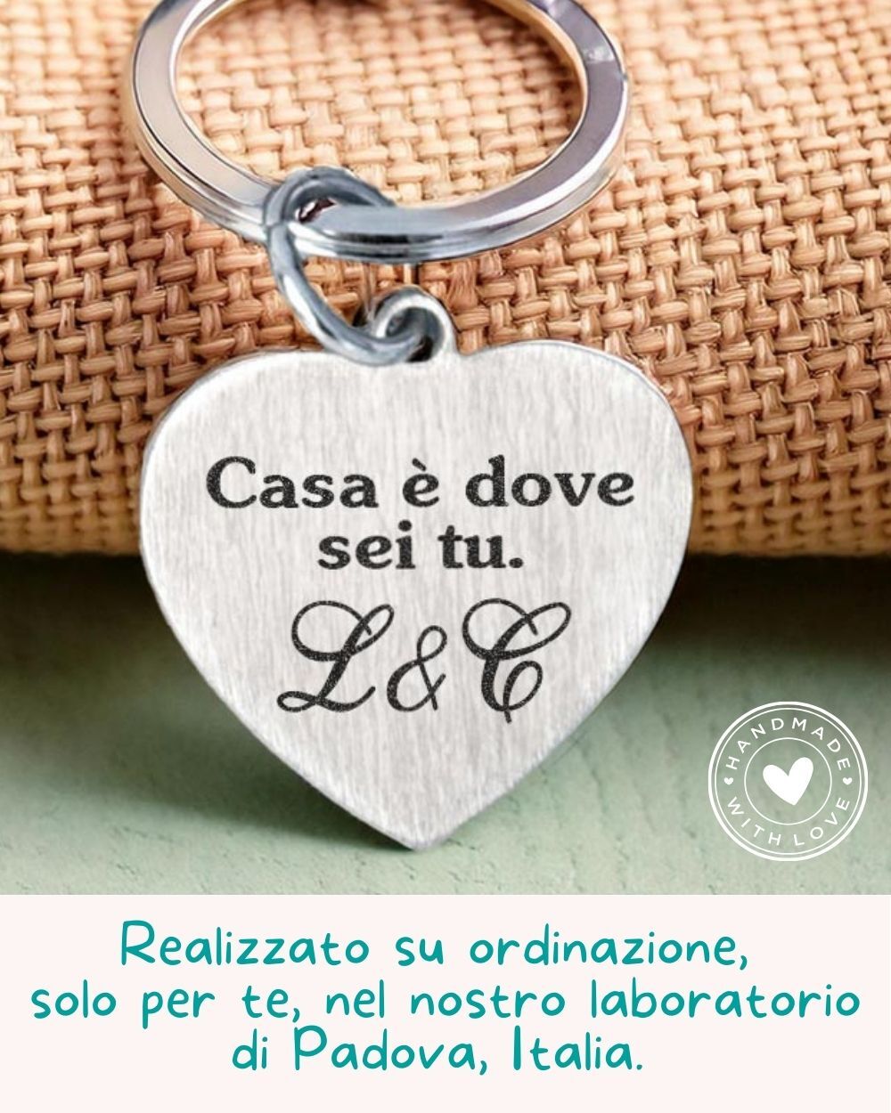 portachiavi-acciaio-inox-a-forma-di-cuore-con-dedica-e-iniziali-idea-regalo-san-valentino