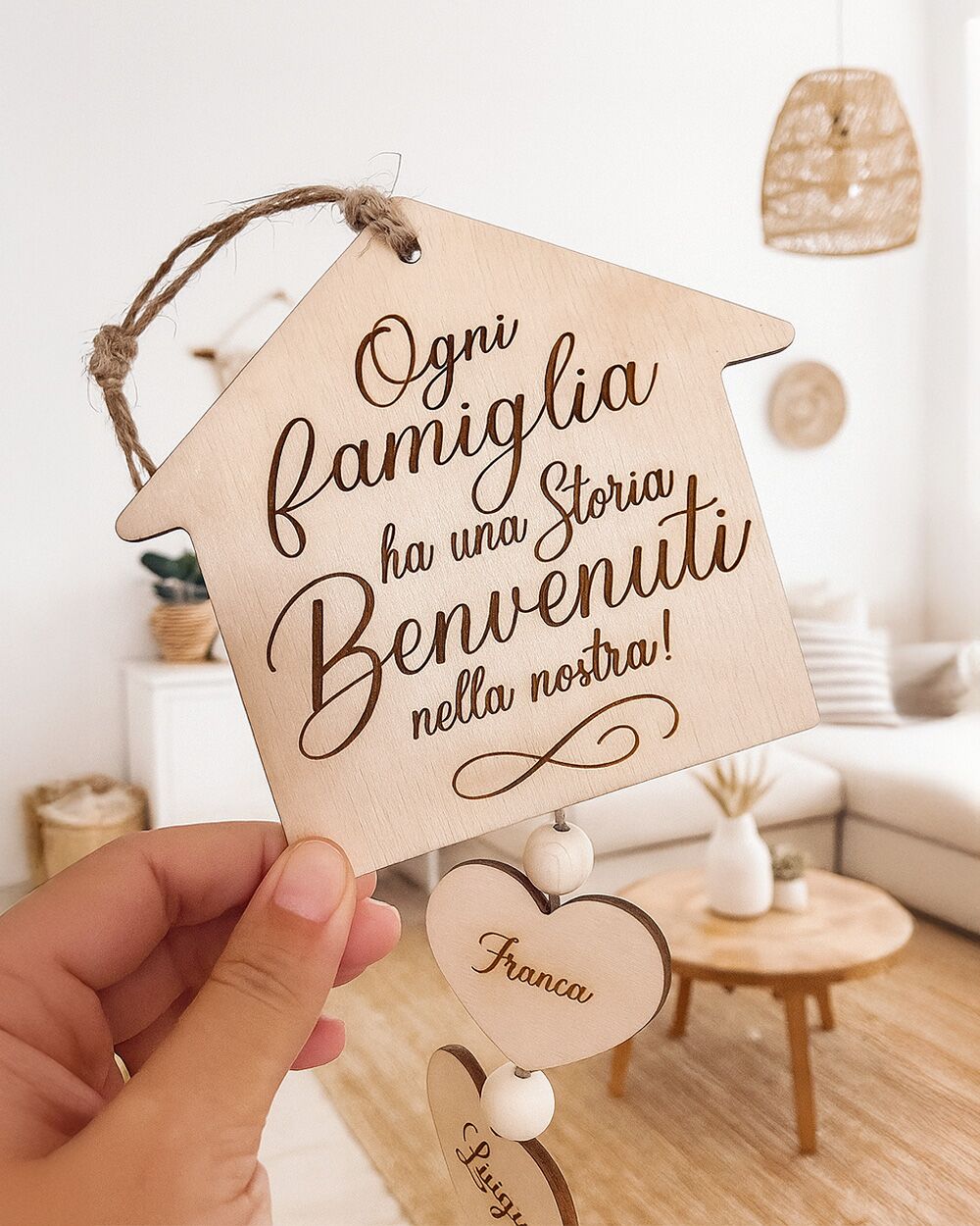 targhetta-ogni-famiglia-ha-una-storia-personalizzata