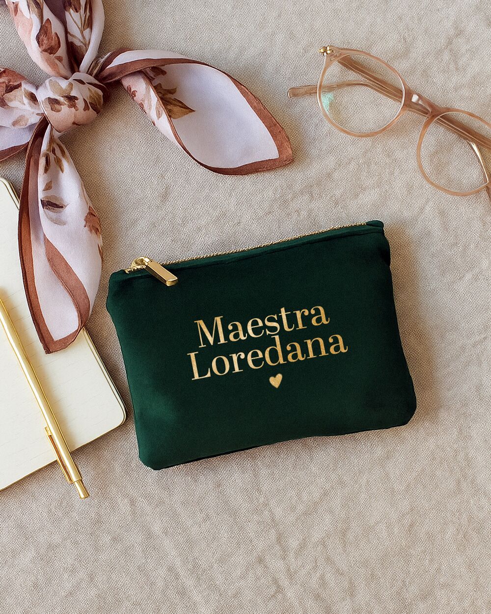 borsellino-velluto-zip-personalizzato-nome-regalo-maestra