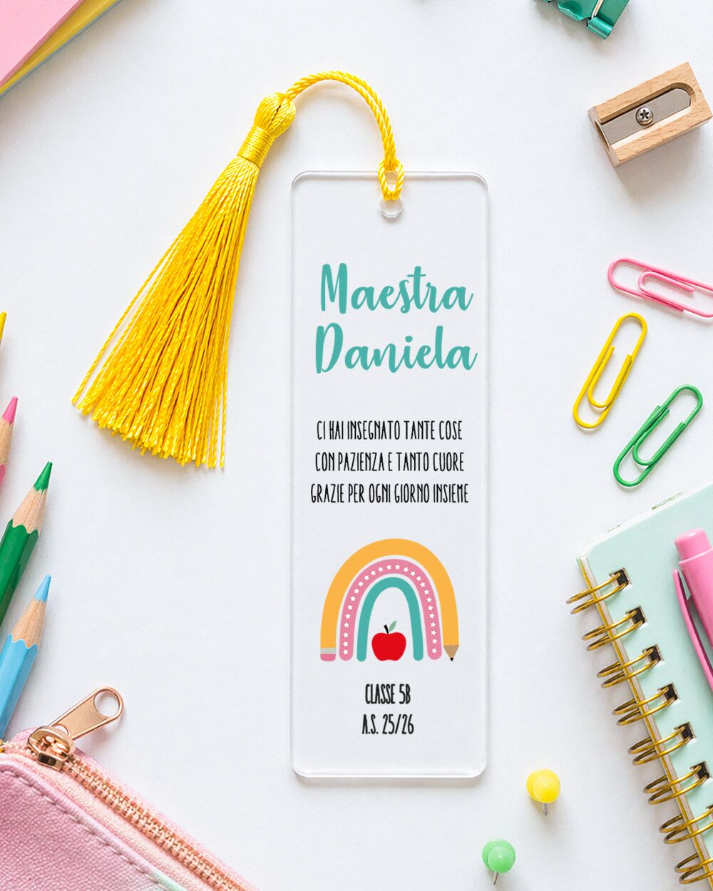 segnalibro-personalizzato-maestra-con-arcobaleno-mela-trasparente-plexiglas-1