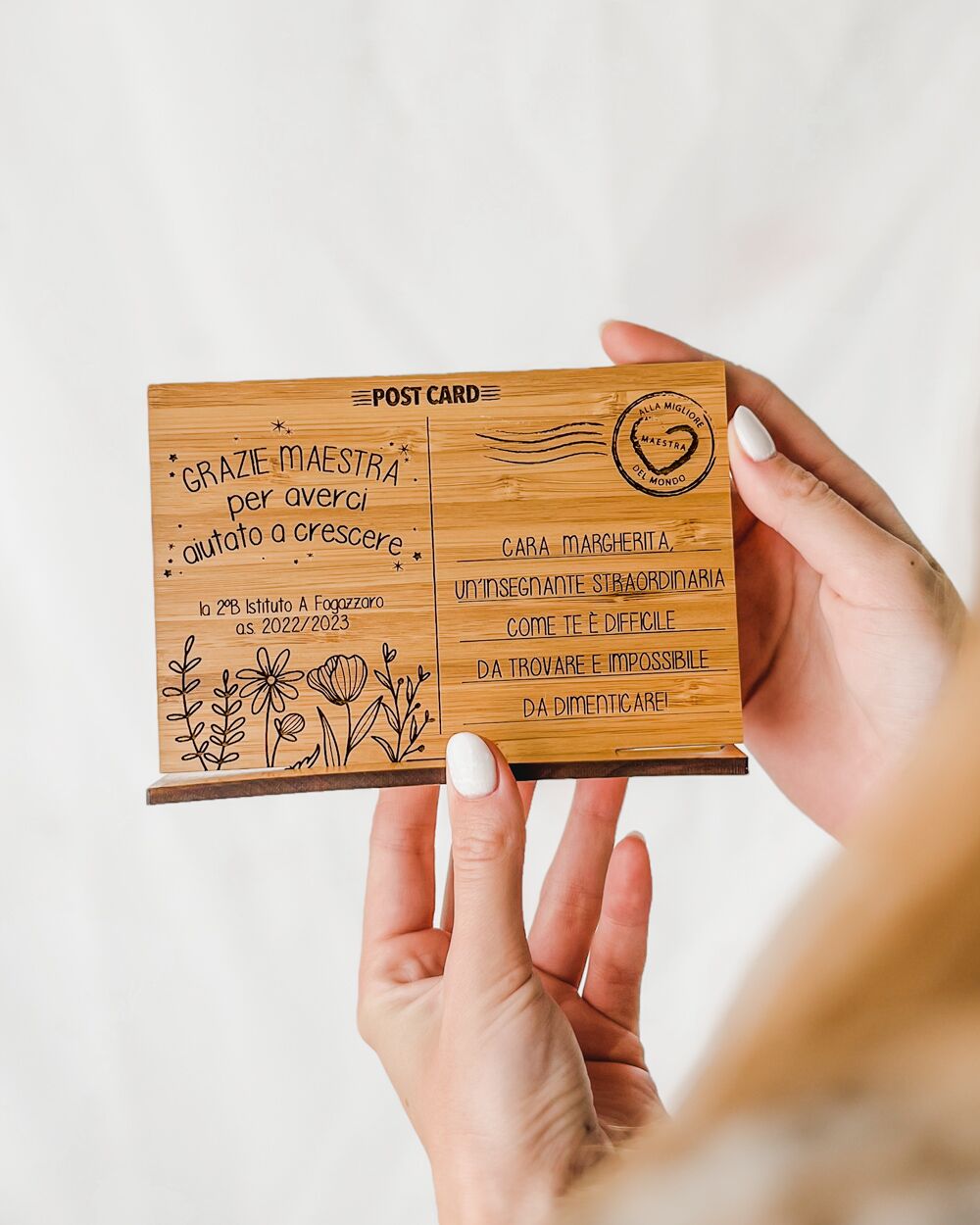Cartolina Legno Maestra Personalizzata Bambu