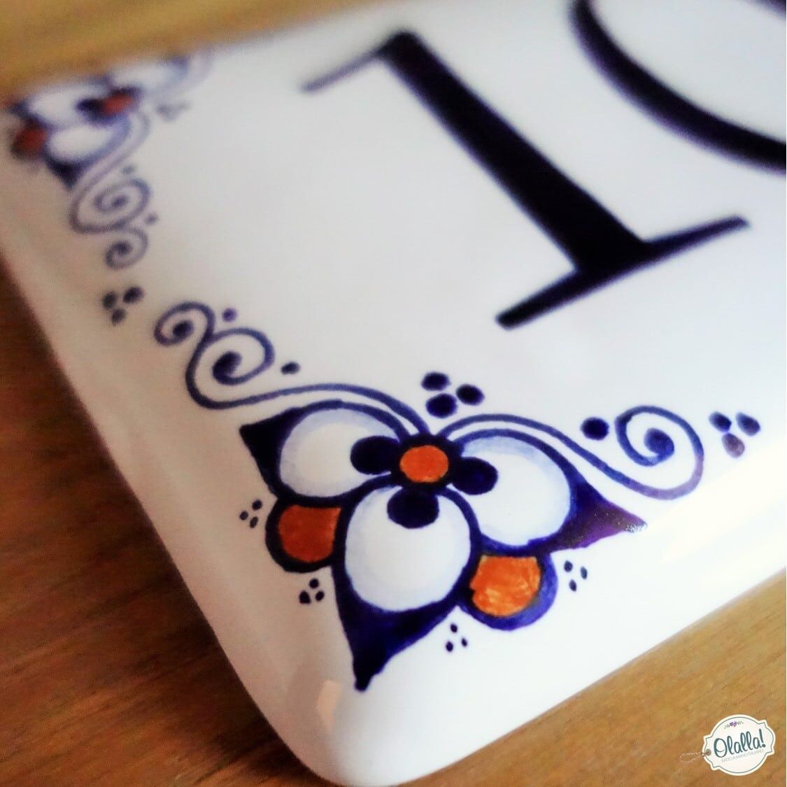 Numero Civico in Ceramica Dipinto a Mano Personalizzabile - immagine 3