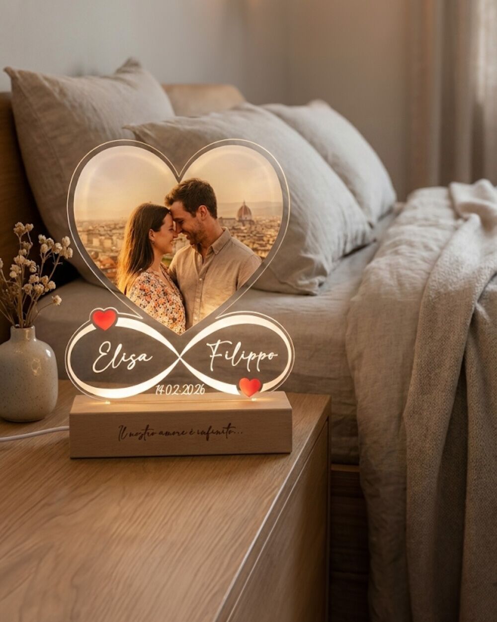 Lampada Personalizzata con Foto, a Forma di Cuore con Simbolo dell'Infinito, con Nomi e Data - Idea Regalo San Valentino, Anniversario - immagine 16