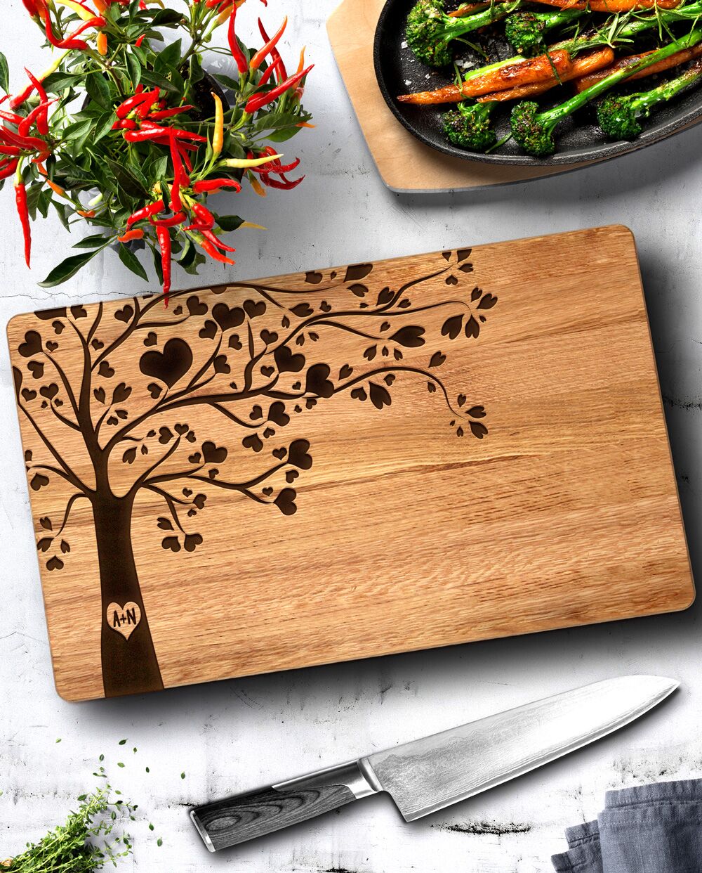 TAGLIERE-PERSONALIZZATO-INCISIONE-ALBERO