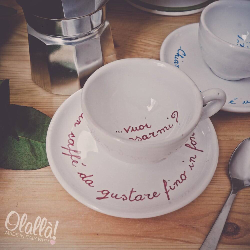 tazzina-messaggio-segreto-sul-fondo