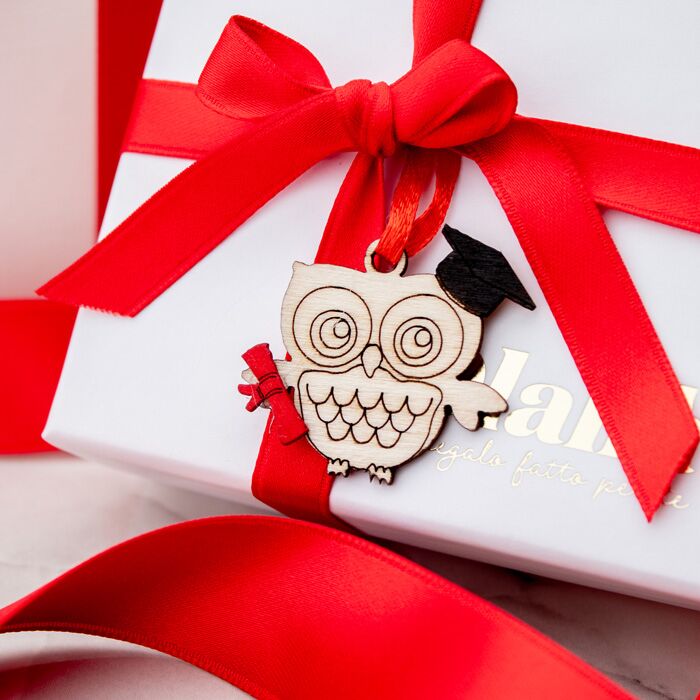 tag-legno-gufo-bomboniera-laurea