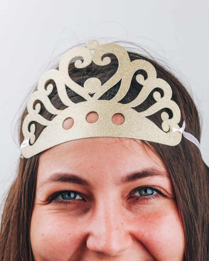 4 Tiara Oro Con Glitter (3)