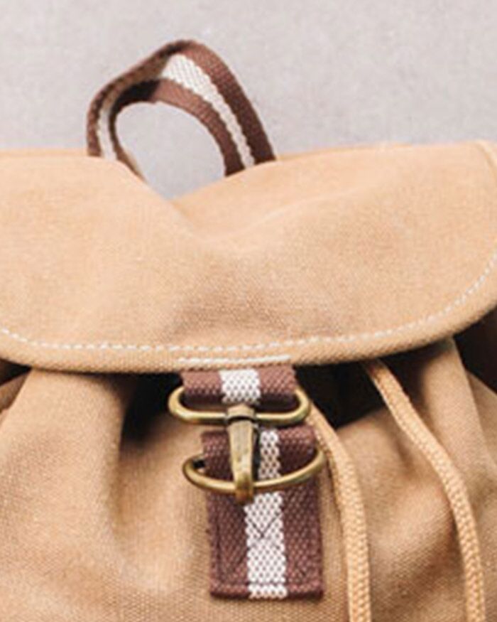 zaino-personalizzato-uomo-dettaglio-gancio