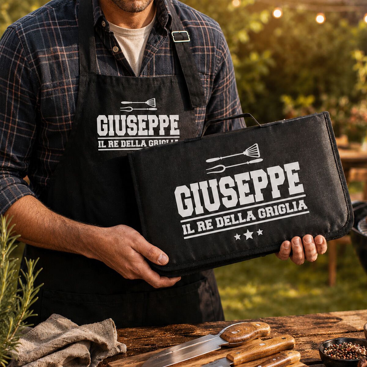 Set Barbecue Personalizzato "Il Re della Griglia" con Utensili per BBQ - Idea Regalo Papà, Amanti Cucina e BBQ - immagine 8
