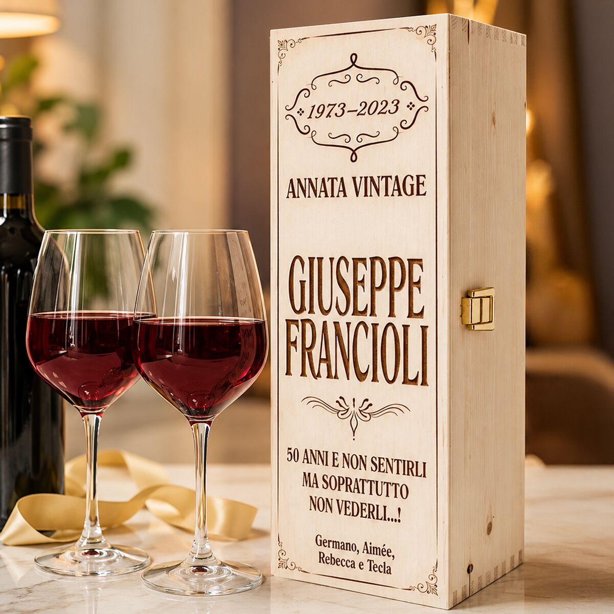 Cassettina Porta Vino in Legno Incisa e Personalizzata con Nome, Anni e Dedica - Idea Regalo Compleanno Importante, 50, 40, 30 Anni
