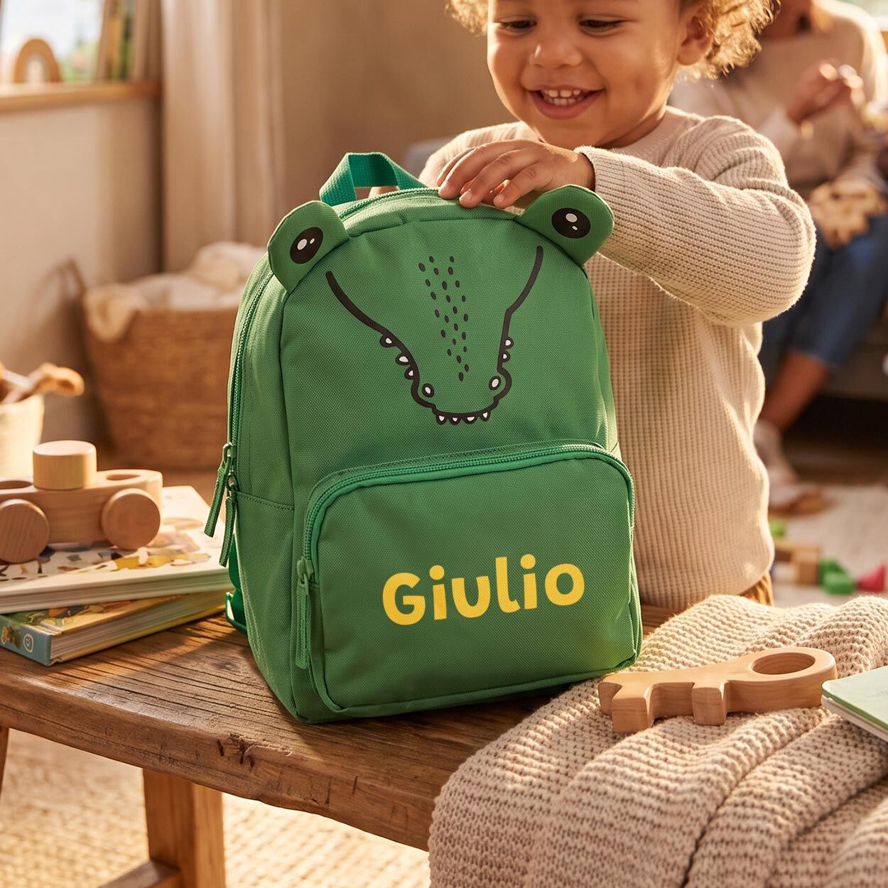 zaino-regalo-personalizzato-nome-scuola-asilo-materna-coccodrillo02