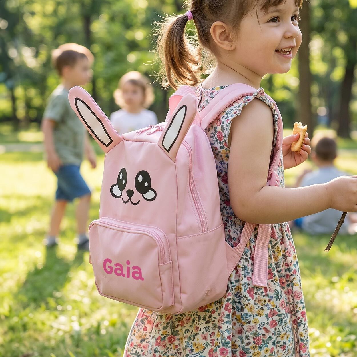 zaino-regalo-personalizzato-nome-scuola-asilo-materna-coniglio02