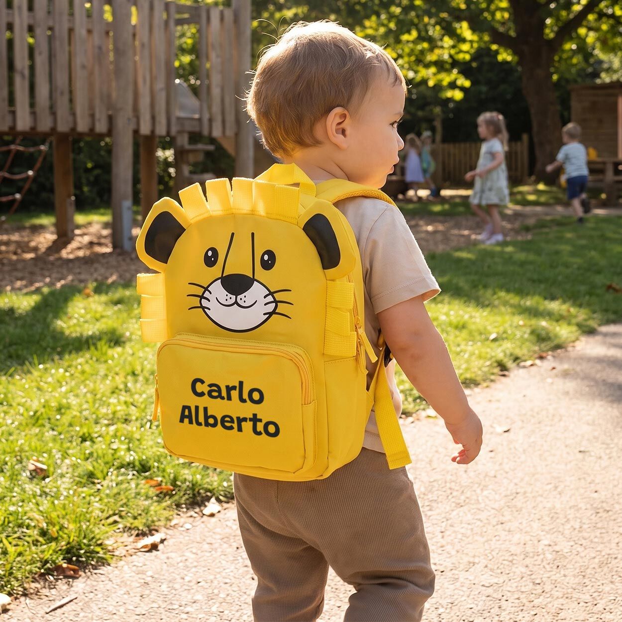zaino-regalo-personalizzato-nome-scuola-asilo-materna-leone02