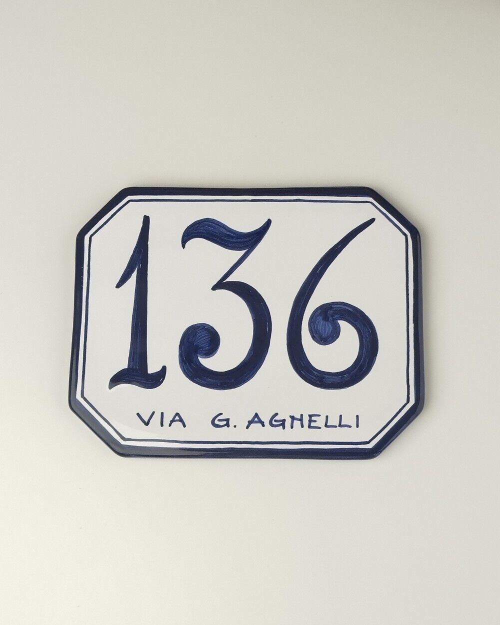 numero-civico-ceramica-dipinto-a-mano-numero-6