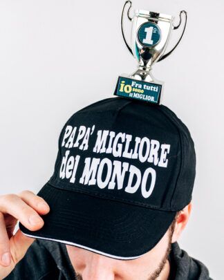 Cappellino Con Premio Coppa Papa Migliore Del Mondo