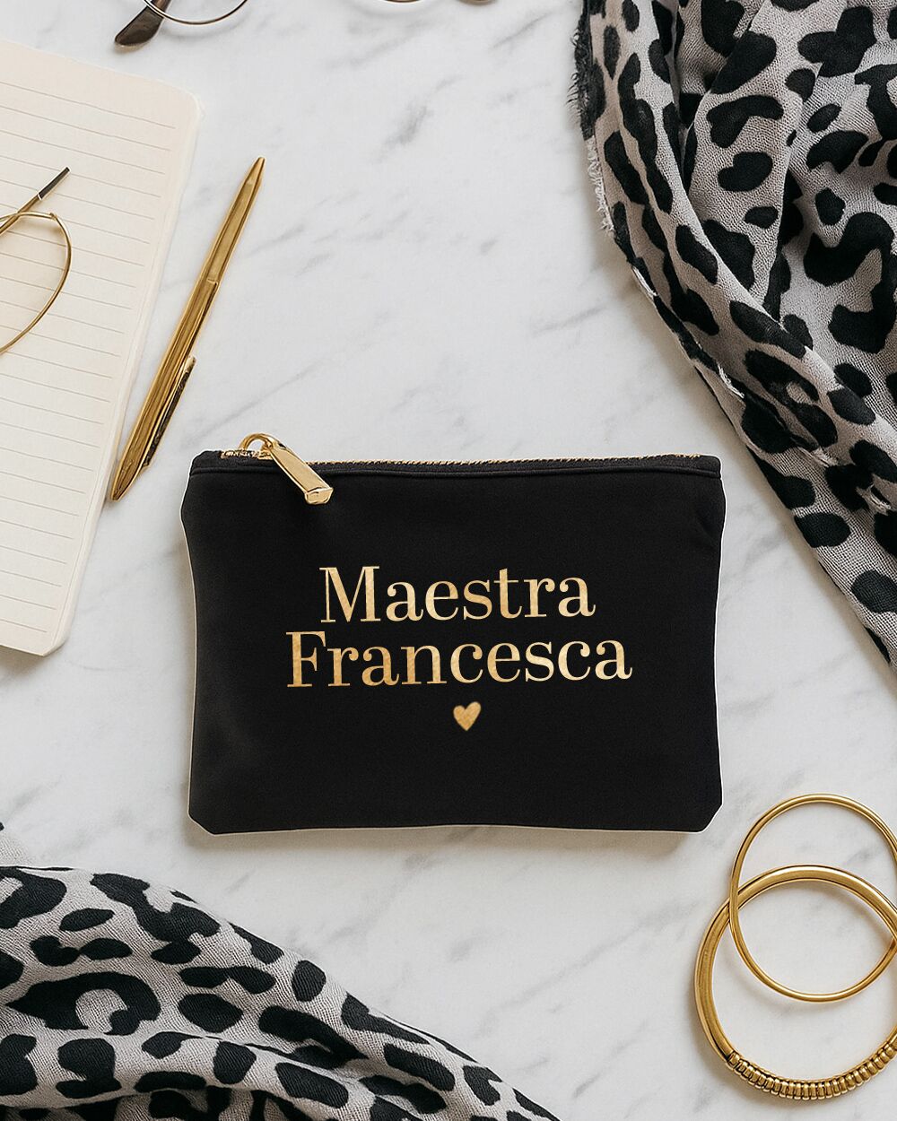 borsellino-velluto-zip-personalizzato-nome-regalo-maestra