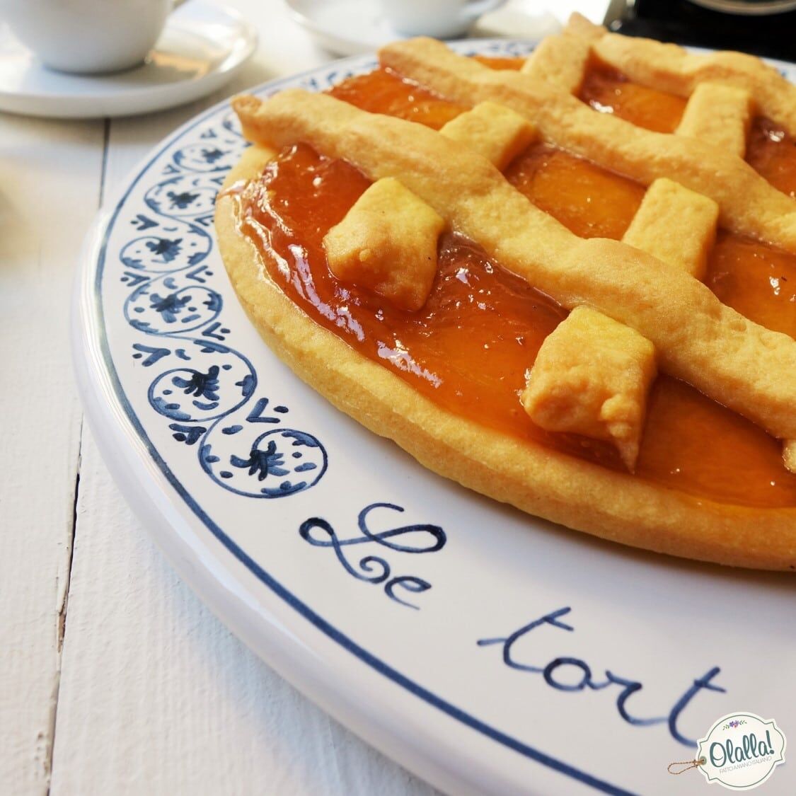 Piatto da Torta Personalizzata con Frase a Scelta in Ceramica Dipinta a Mano "Le Torte di ..." - immagine 5