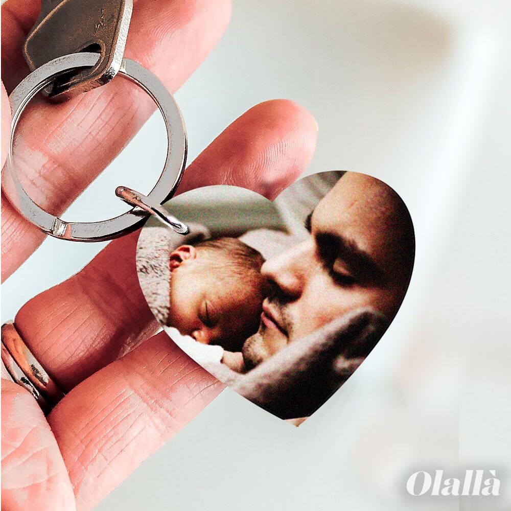 Portachiavi Cuore in Legno Personalizzato con Foto - Idea Regalo Festa del Papà - immagine 8