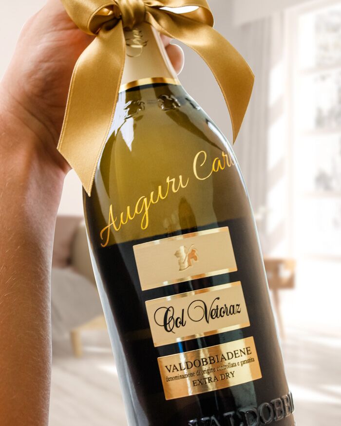 bottiglia-scritta-oro-personalizzata-compleanno-amico